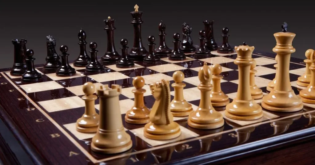 12 Common Things that are 5 Centimeters long Chess Piece