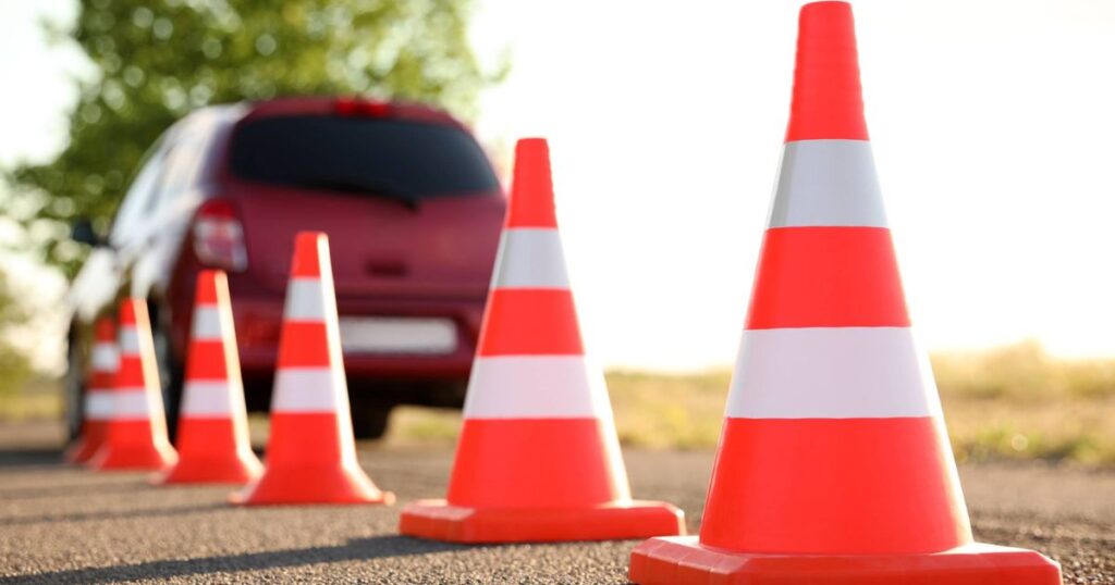 13 Everyday Items That Are 3 Feet Long Traffic Cones