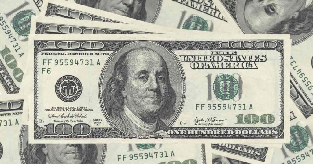 13 Things That are 20 inches Long or Big U.S. Dollar Notes