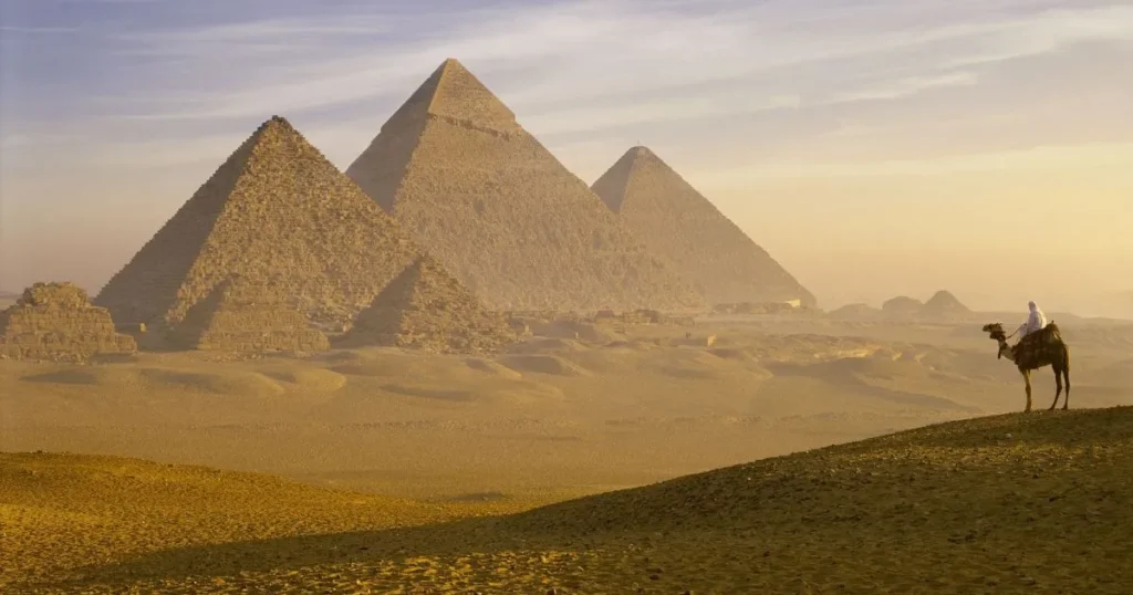 18 Things That Are 300 Feet Long or Big Seven-tenths as tall as The Great Pyramid of Giza