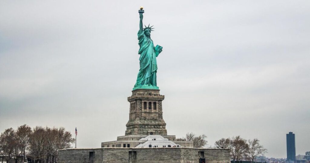 18 Things That Are 300 Feet Long or Big Statue of Liberty