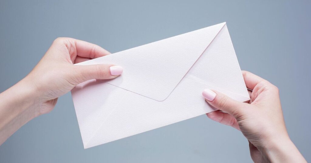 13 Common Things That Are 4 Inches Long Business Envelope