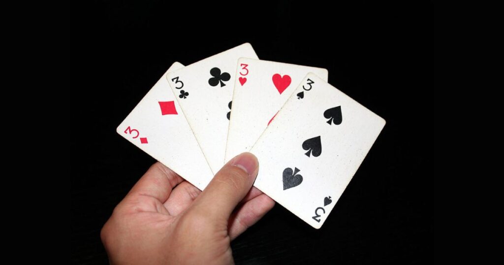 13 Common Things That Are 4 Inches Long Standard Playing Card