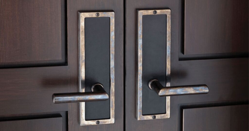 13 Common Things That Are 6 Inches Long Door Handles