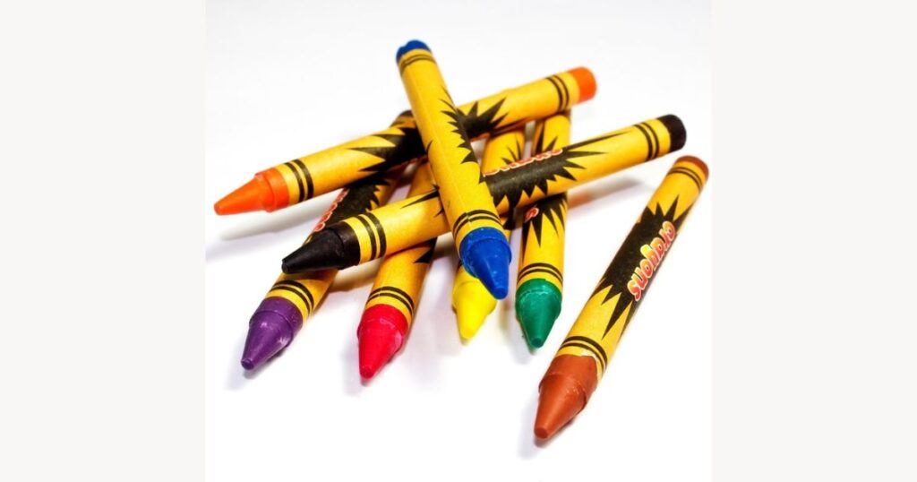 13 Common Things That Are 7 Inches Long Crayons